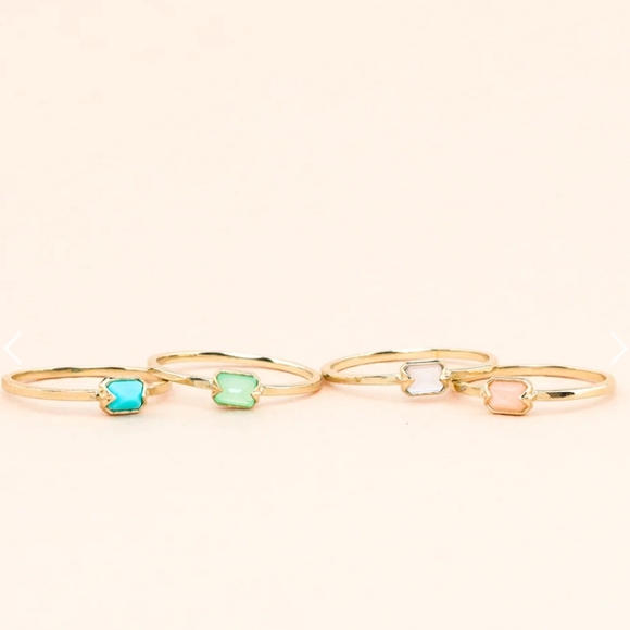NWT! Gold plated stacking far out chrysoprase ring - Picture 10 of 12